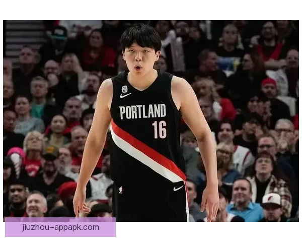 斯普利特点评杨瀚森表示他开会无需全程翻译仍有提升空间